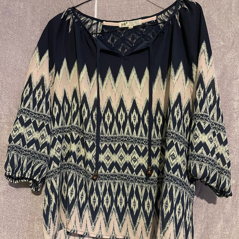 Jolt Black and Blue Graphic 3/4 Sleeve Blouse